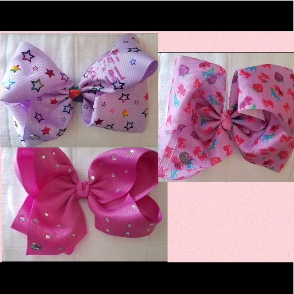 Three large jojo Siwa bows